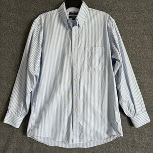 Kirkland Signature Men Light Blue Pinstripe Button Down Shirt Sz M